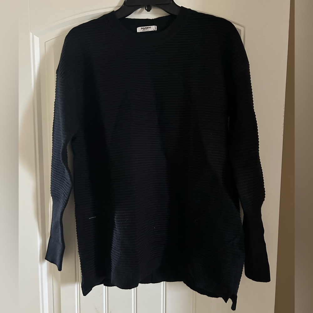 Zeagoo Classic Black Knit Top